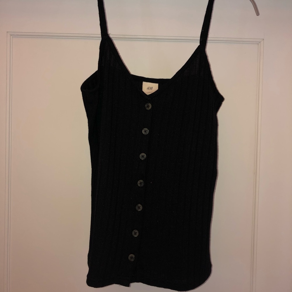 Tops - Picture 6 of 6